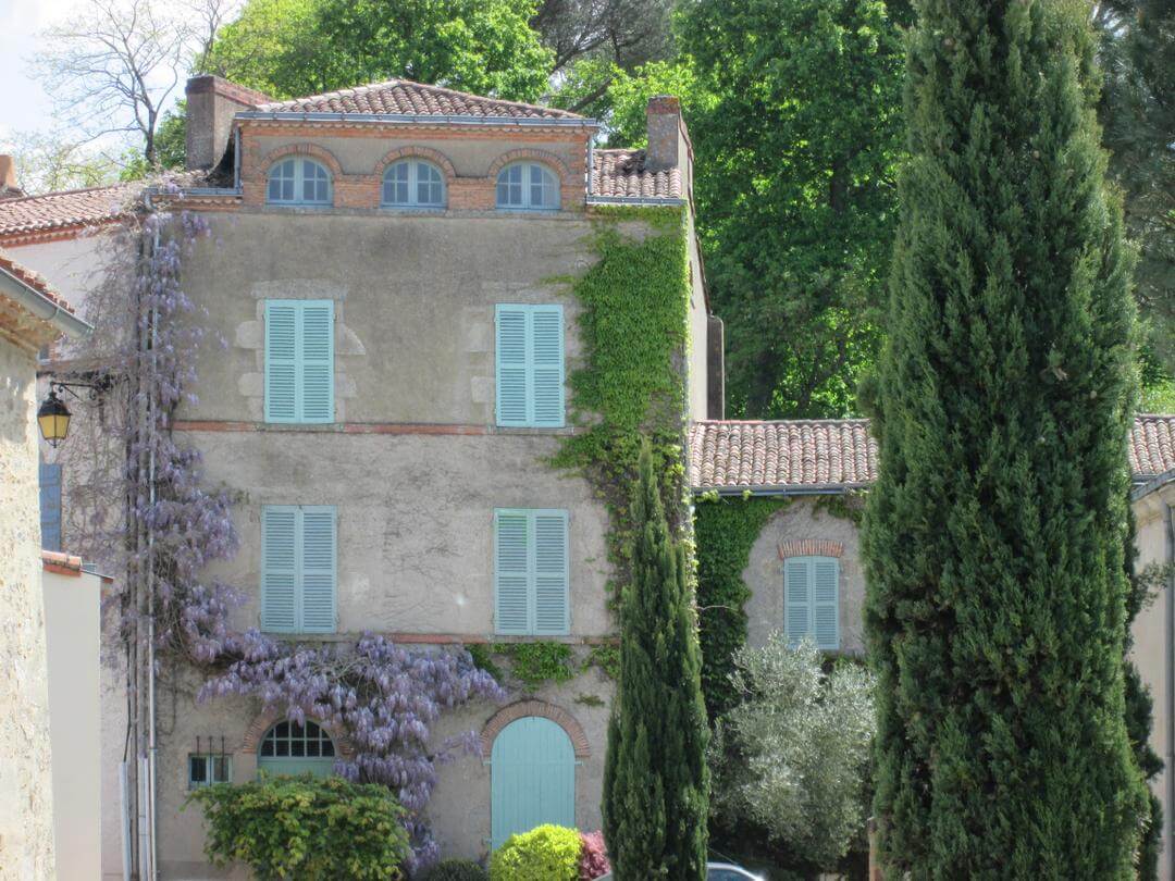 Clisson la ville Italienneà mi chemin entre Nantes et nos chambres d'hotes en vendée