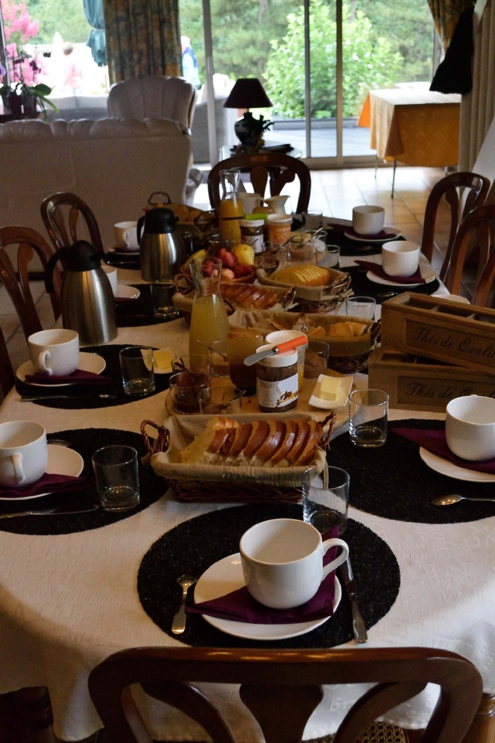 petit déjeuner en chambre d'hotes près du puy du fou