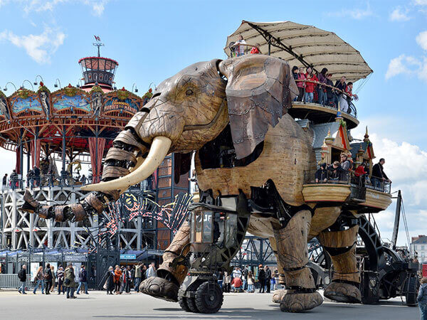 La visite de la ville de Nantes et notamment des machines de l'île est une attraction qu'il faut faire en plus de la visite au Puy du Fou